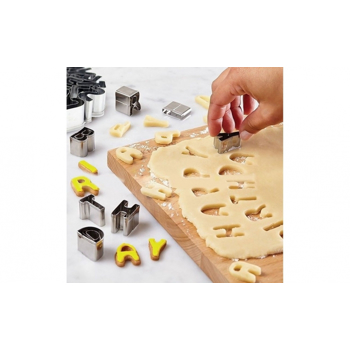 Set 37 forme litere si cifre din metal pentru fondare prajituri, Vivo, T4259 (6 voturi ) 5 stele (6 voturi) 100% Complet