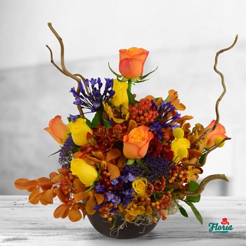 Aranjament floral cu trandafiri