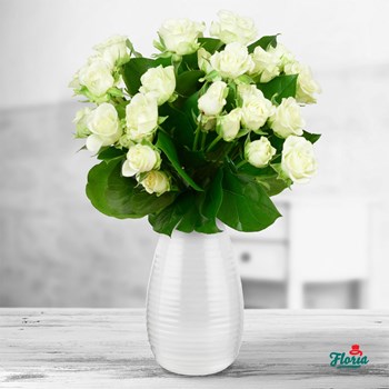 Buchet de 7 minirosa albi