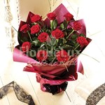 Buchet 11 trandafiri rosii ambalat