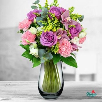 Buchet de flori - Eternul feminin