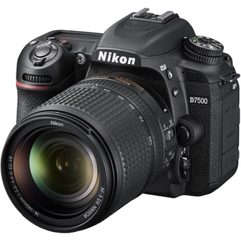 Aparat Foto DSLR Nikon D7500, 20.9 MP + Obiectiv 18–140mm VR