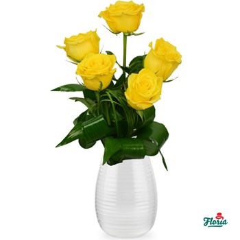 Buchet de 5 trandafiri galbeni