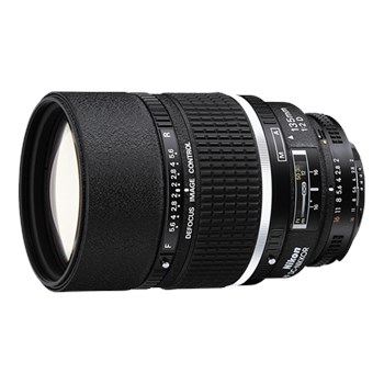 Nikon 135mm f/2D AF DC NIKKOR