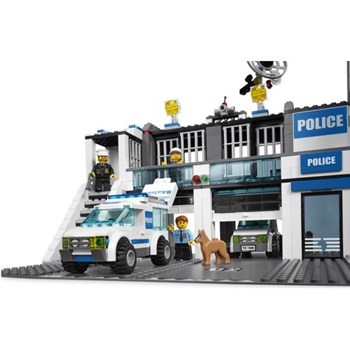 Statia de politie LEGO City